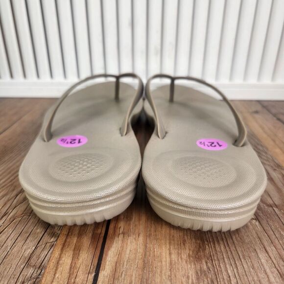 FitFlop IQushion Ergonomic Flip Flops Men 12.5 Grey Timberwolf Beach Sandals NEW main image 4